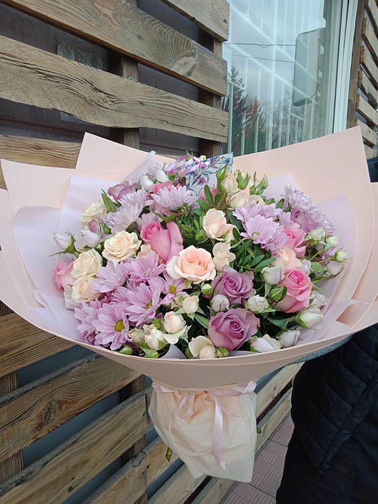 Букет цветов из: Розы и Хризантемы в Суоярви