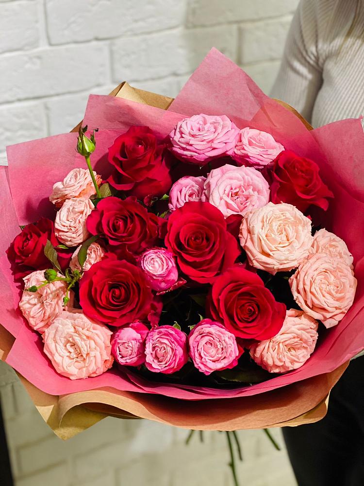 Букет цветов из: Розы в Суоярви