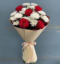 Букет цветов из:  Розы и Хризантемы в Суоярви