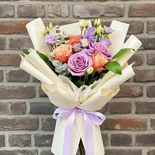 Букет цветов из:  Лизиантусы и Розы #REPLACE_PRED# Суоярви