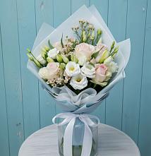 Букет цветов из:  Розы и Лизиантусы #REPLACE_PRED# Суоярви