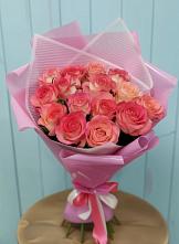 Букет 15 Розовых роз Равель в Суоярви